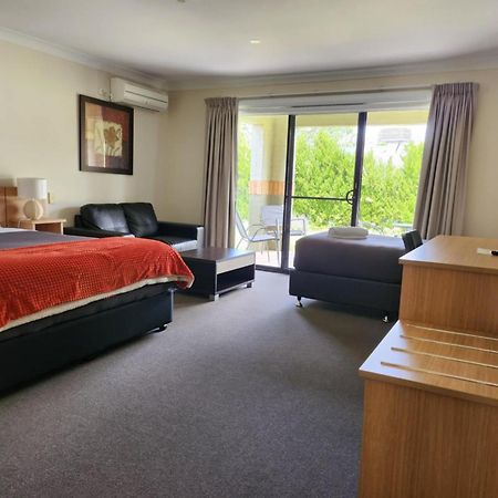 Cootamundra Heritage Motel & Apartments Extérieur photo