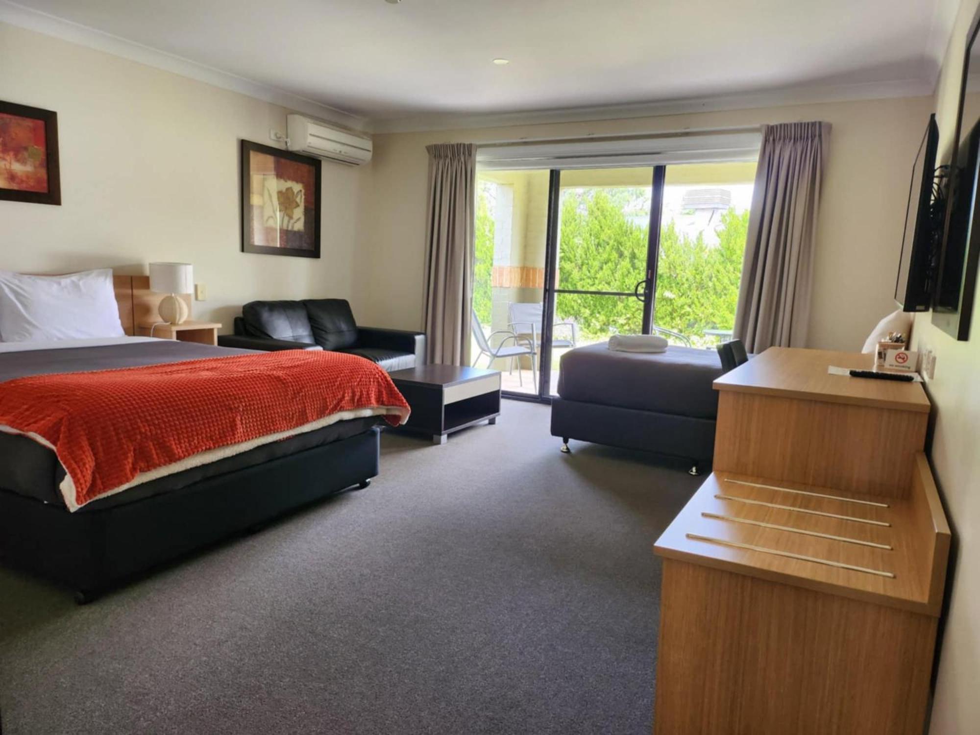 Cootamundra Heritage Motel & Apartments Extérieur photo